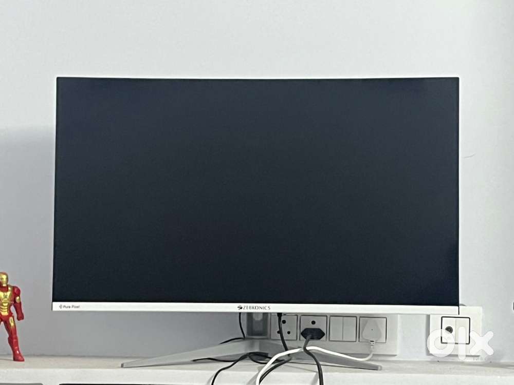 Zebronics monitor 32 inches curved