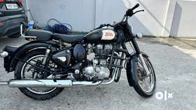 Royal Enfield classic 350 bike in good condition