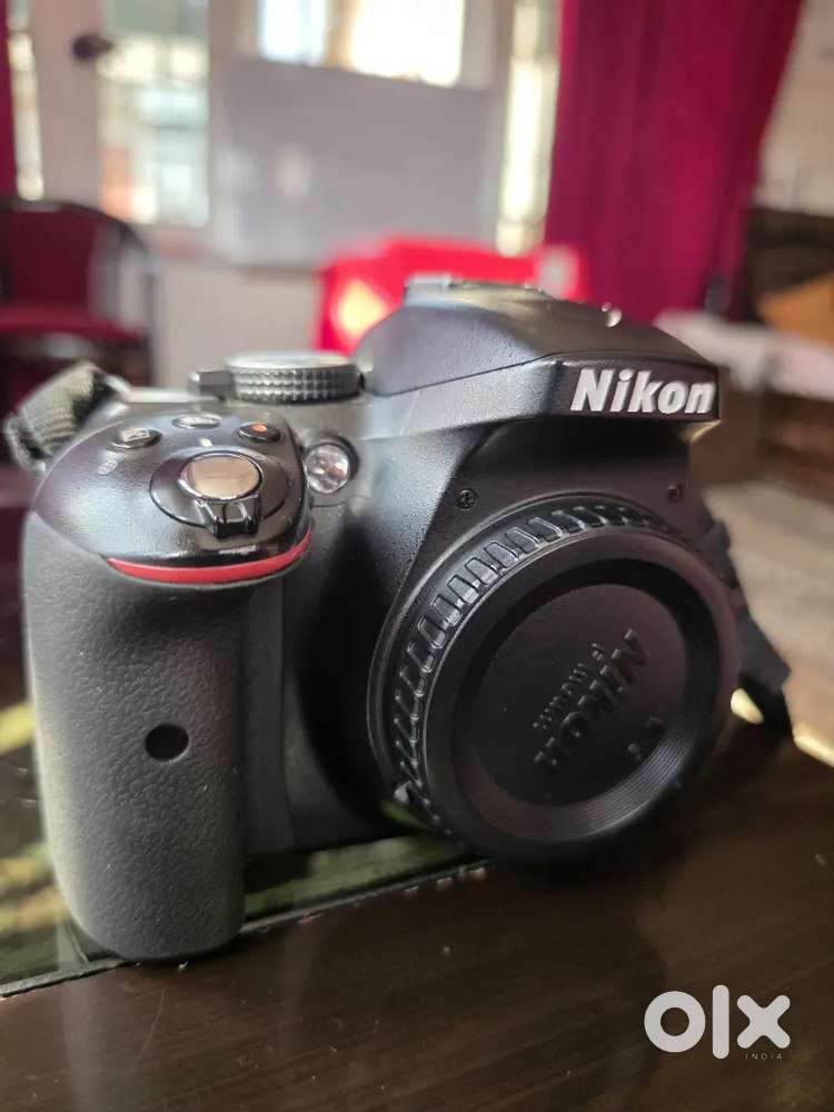 Nikon D5300 DSLR Camera