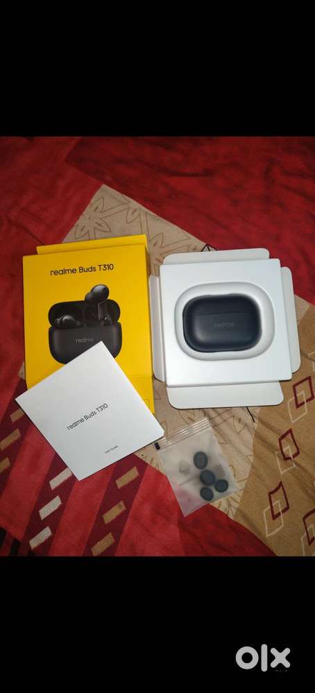 Realme t310 buds like new