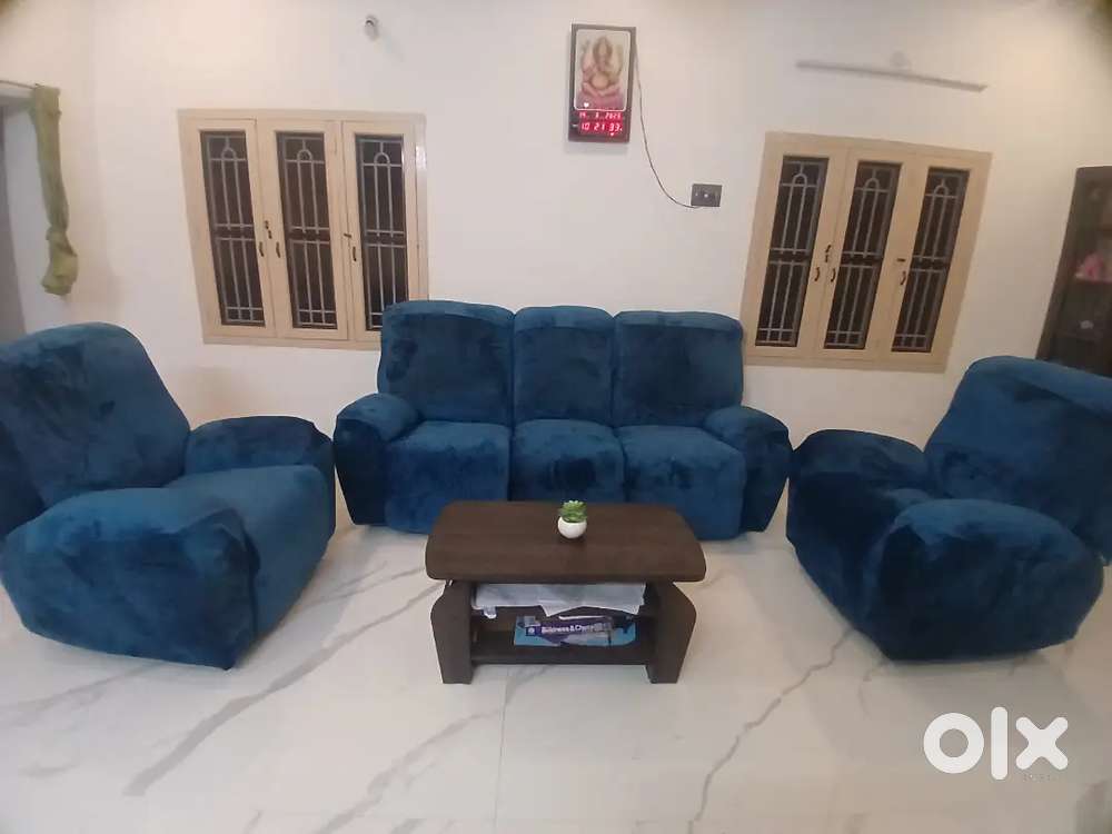 Damro Recliner Velvet Sofa with Velvet Cover