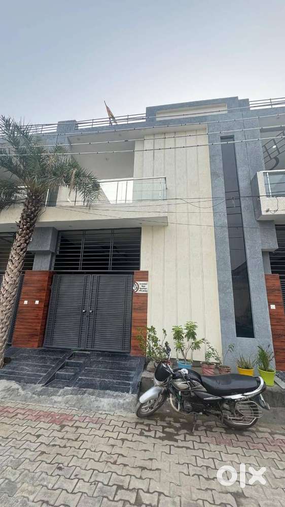 92 GAJ 2 BHK HOUSE FOR SALE