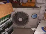 Llyod split ac 2 ton
