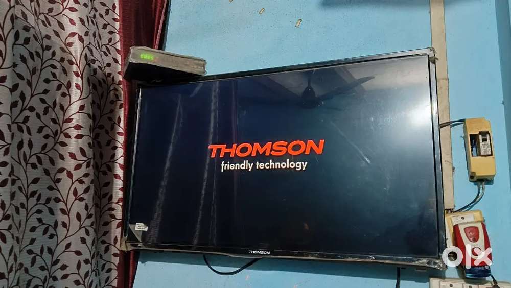 Thomson smart Led 32inch 2 years old