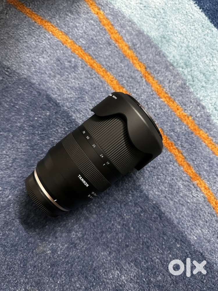 X mount Tamron 17-70 f2.8 - Mint condition with 4 years warranty