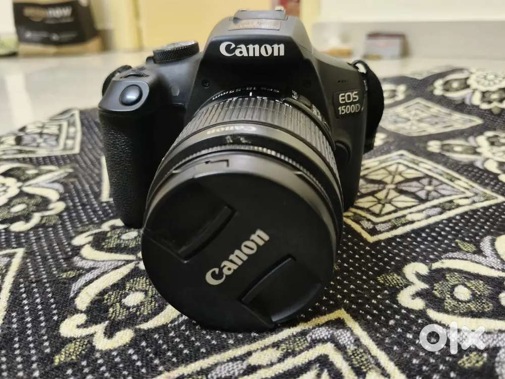 CONON EOS 1500D