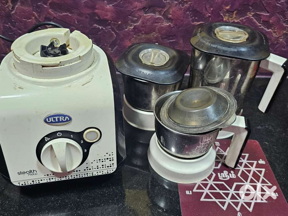 Mixie for sale 750 watts 4 year old