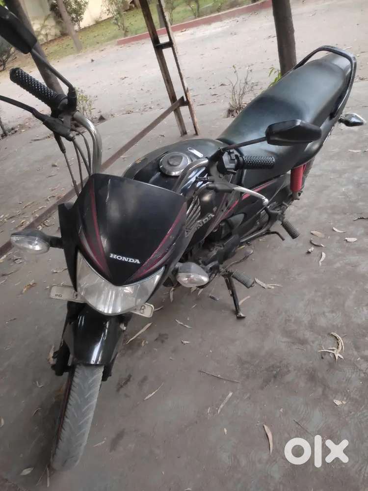 Honda shine sell argent