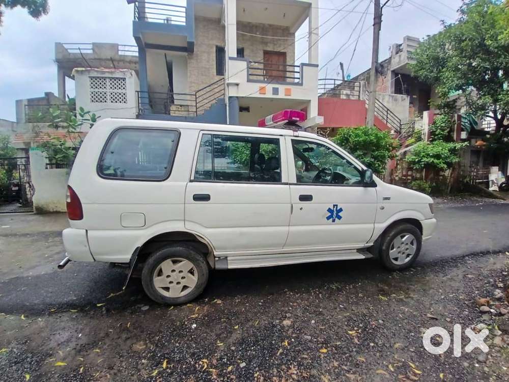 Tavera Ambulance