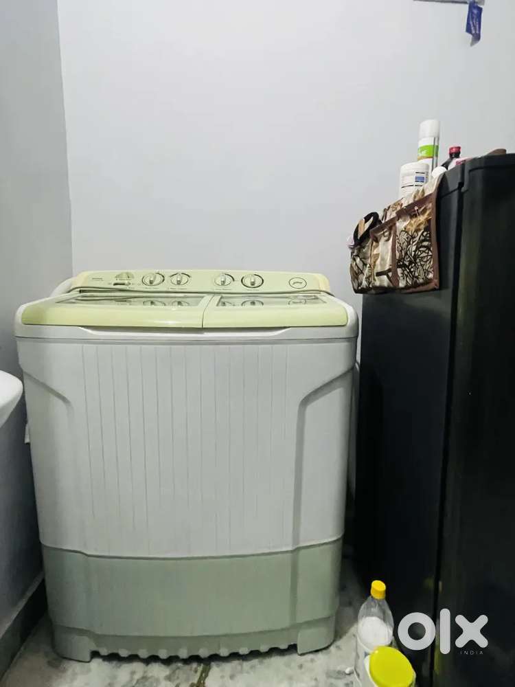 Godrej 8 KG 5 Star Semi Automatic Washing Machine