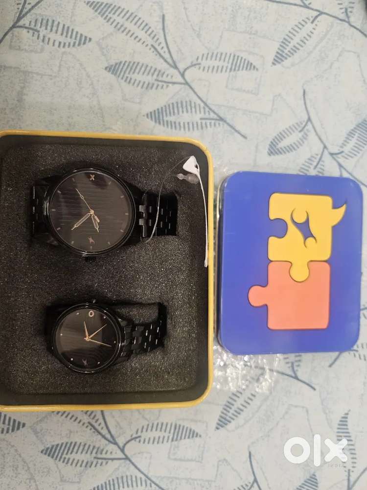 Fastrack couple watch
