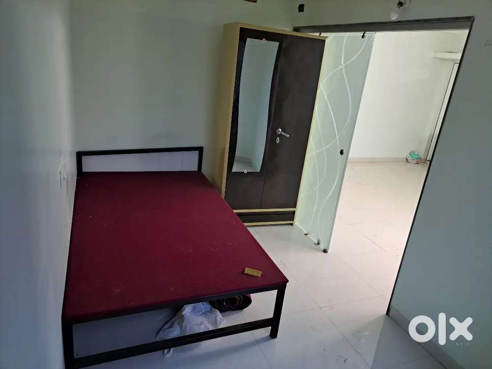 साफ-सुथरा flat