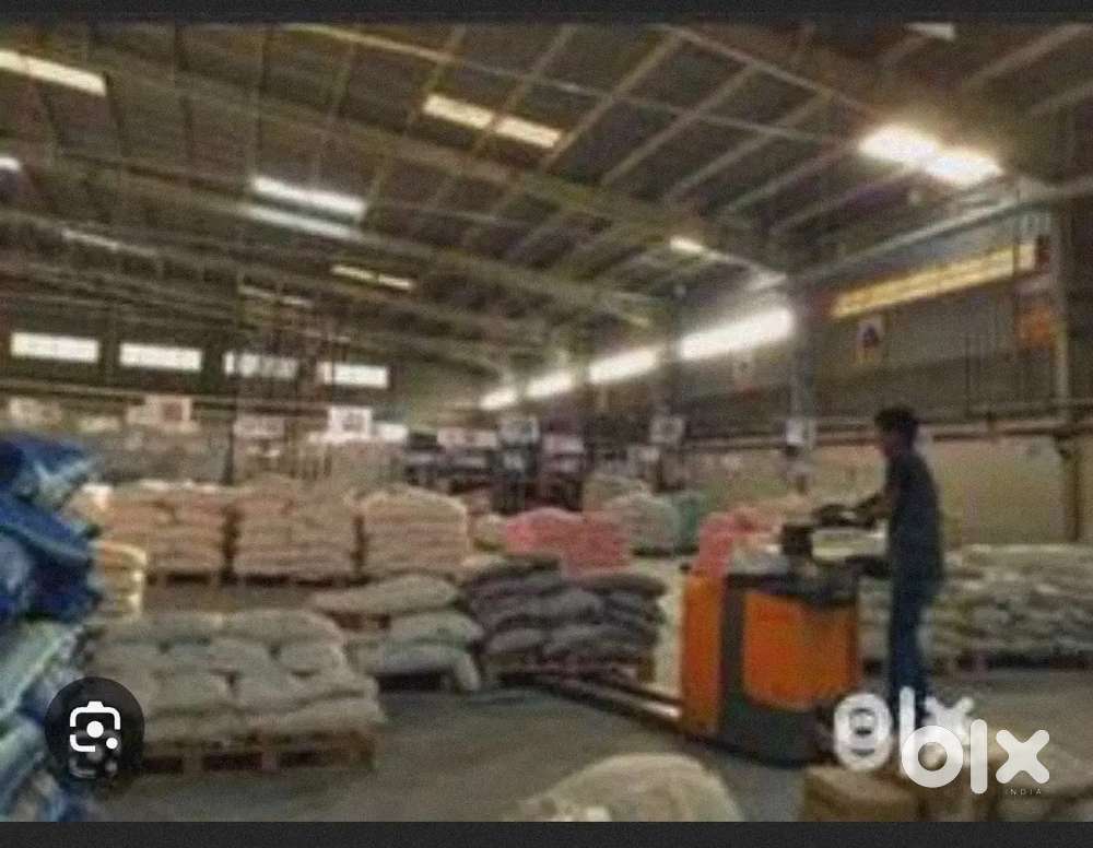 Grocery werehouse packing