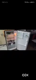 Lg fridge to sell due to shifting