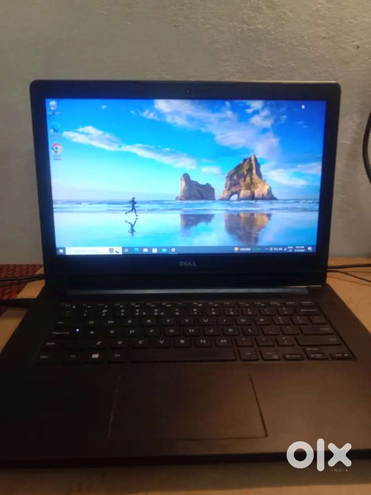 Dell latitude 3460 4 gb ram 256gb Ssd i3 5th genration..