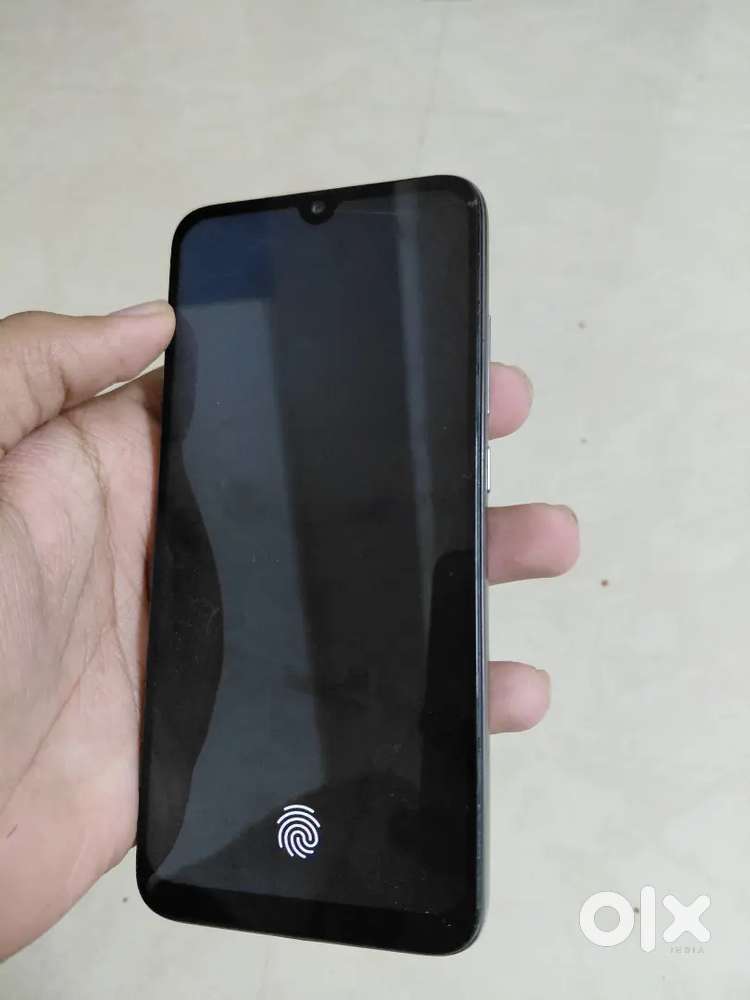 MI A3 WORTH 11000 USED 1 YEAR