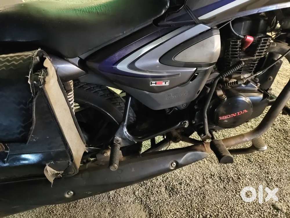 Good condition 2016 model new tyre new battery full sirves