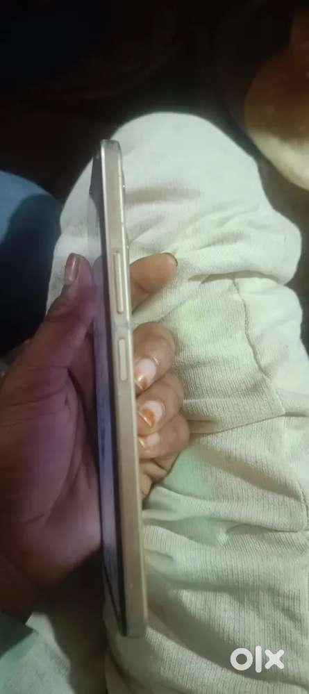 I am selling vivo t2x 5g
