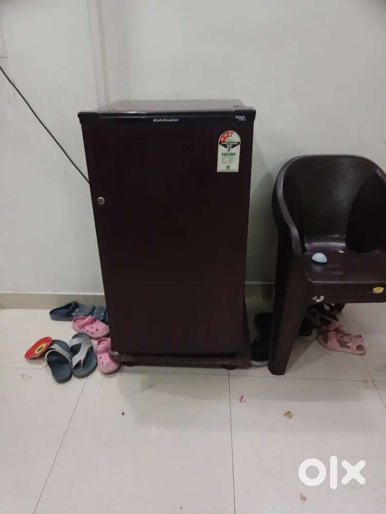 Kelvinator Fridge 143 ltr