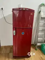 Refrigator