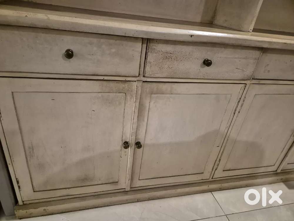 Crockery Unit - hardwood Patina Finish
