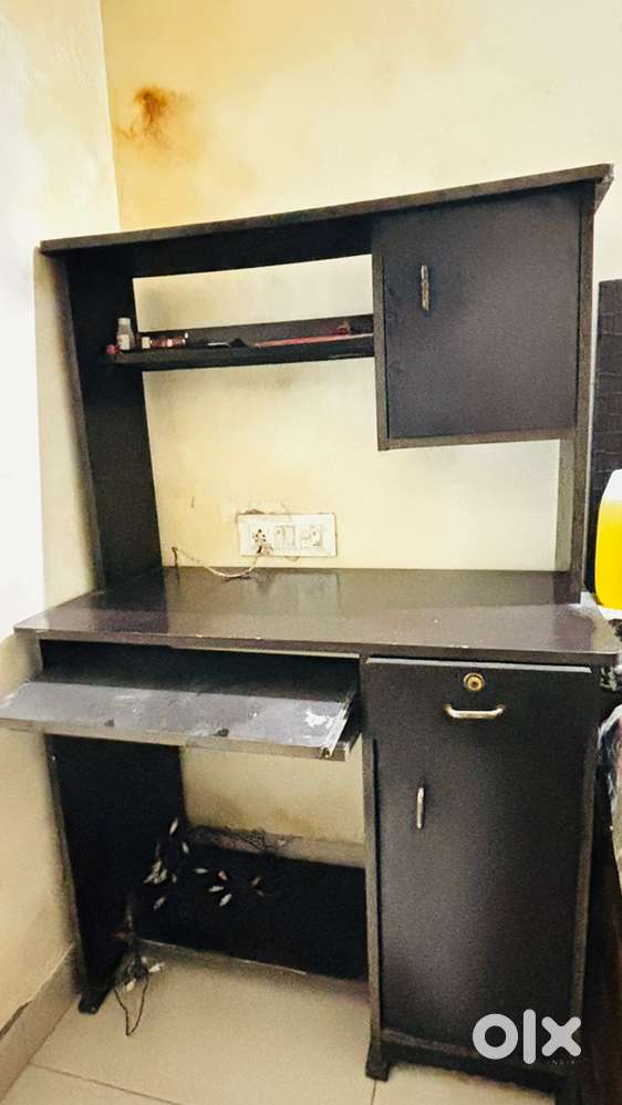 Computer table Double decker