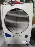 Bajaj Cooler in 9000/-