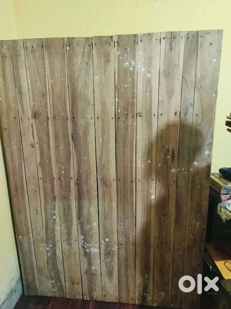 Bed for students or family