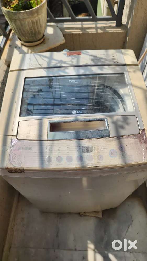 Whirlpool Washing machine 6kg fully automatic  15 year old