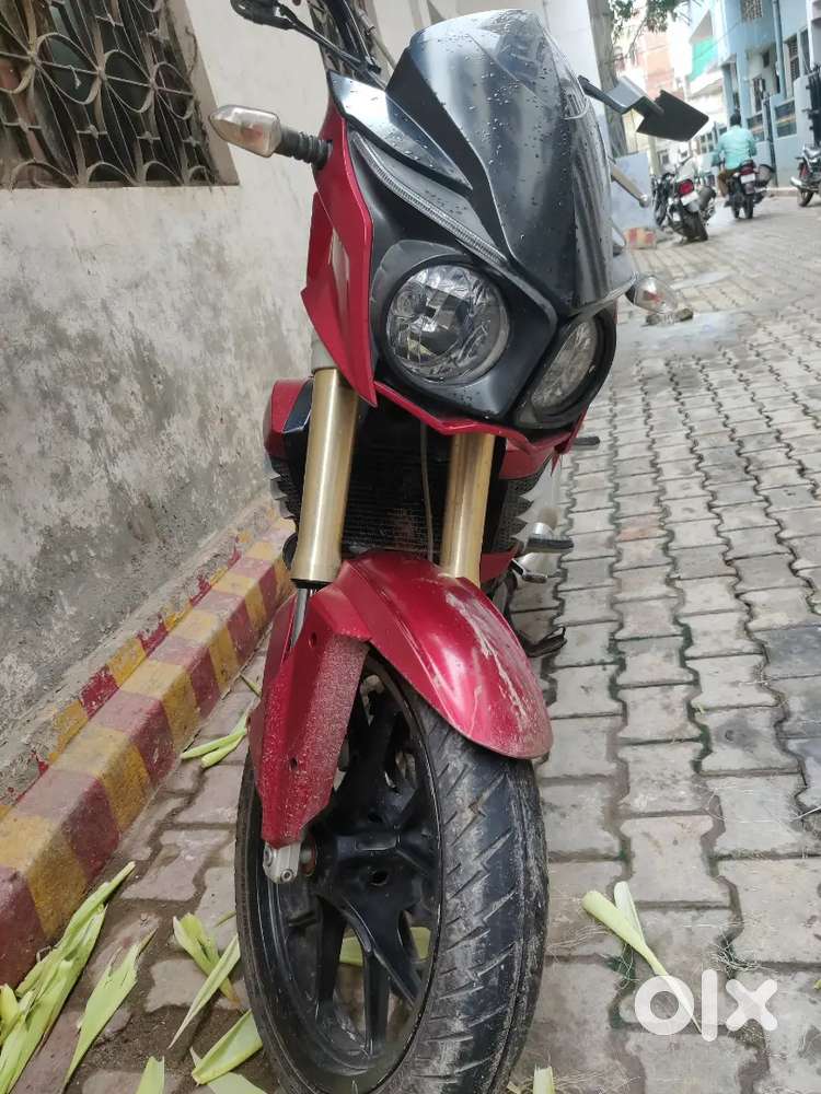 Sell my bike Mahindra mojo good condition