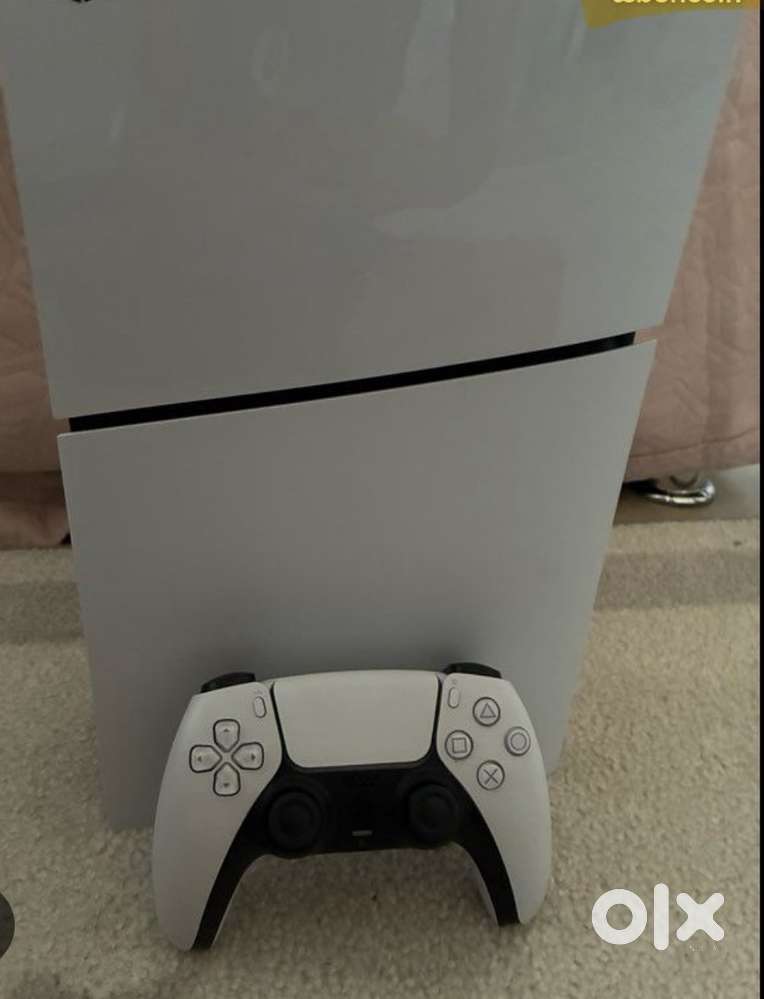Ps5 slim digital only 2 months used with bill box