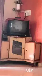 Tv cornertable