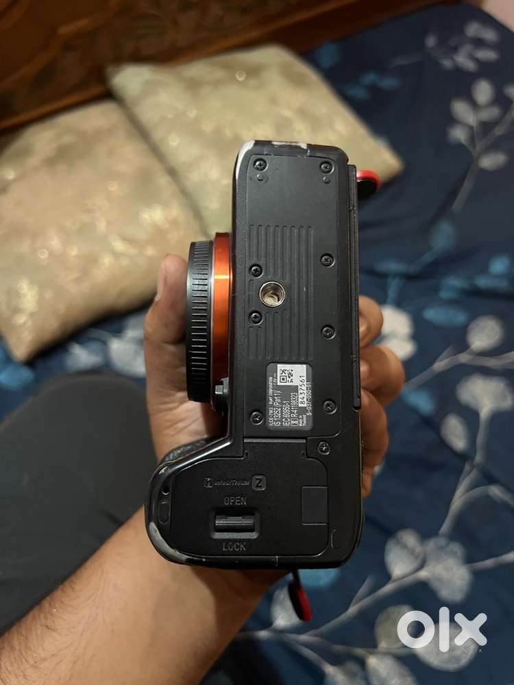 Sony a73 camera body