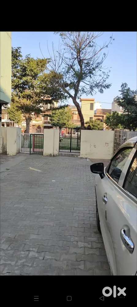 House for sale.good location .near park .double story