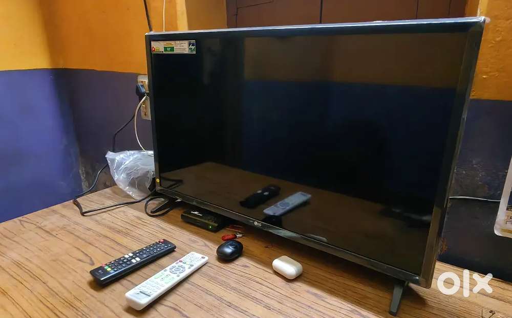 LG 32 inch smart tv