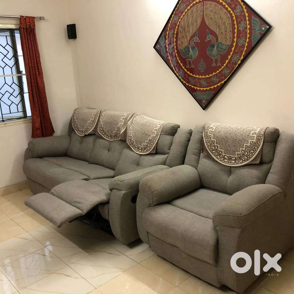 High Quality Fabric Sofa with Recliner 3+1+1 with Warranty