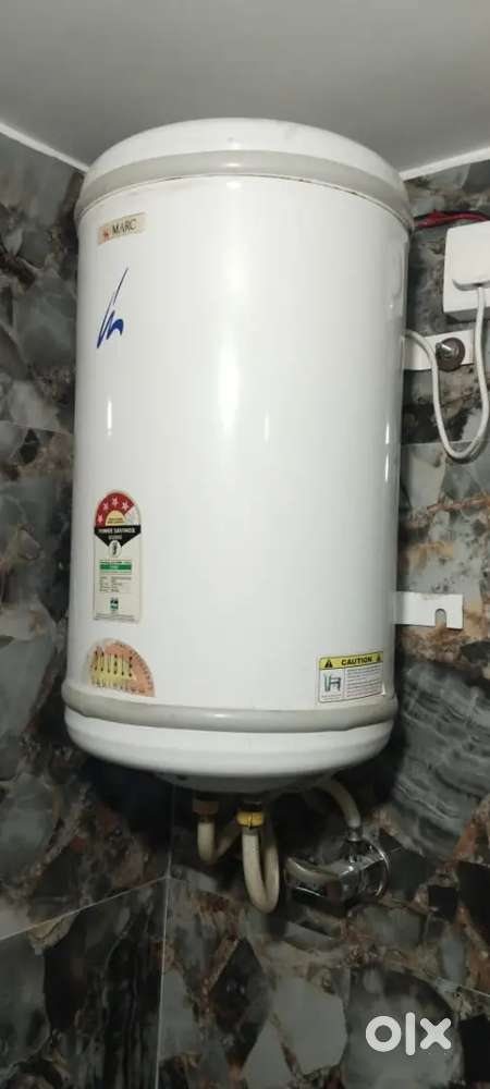 Sell my geyser 25 liters 2 yers old