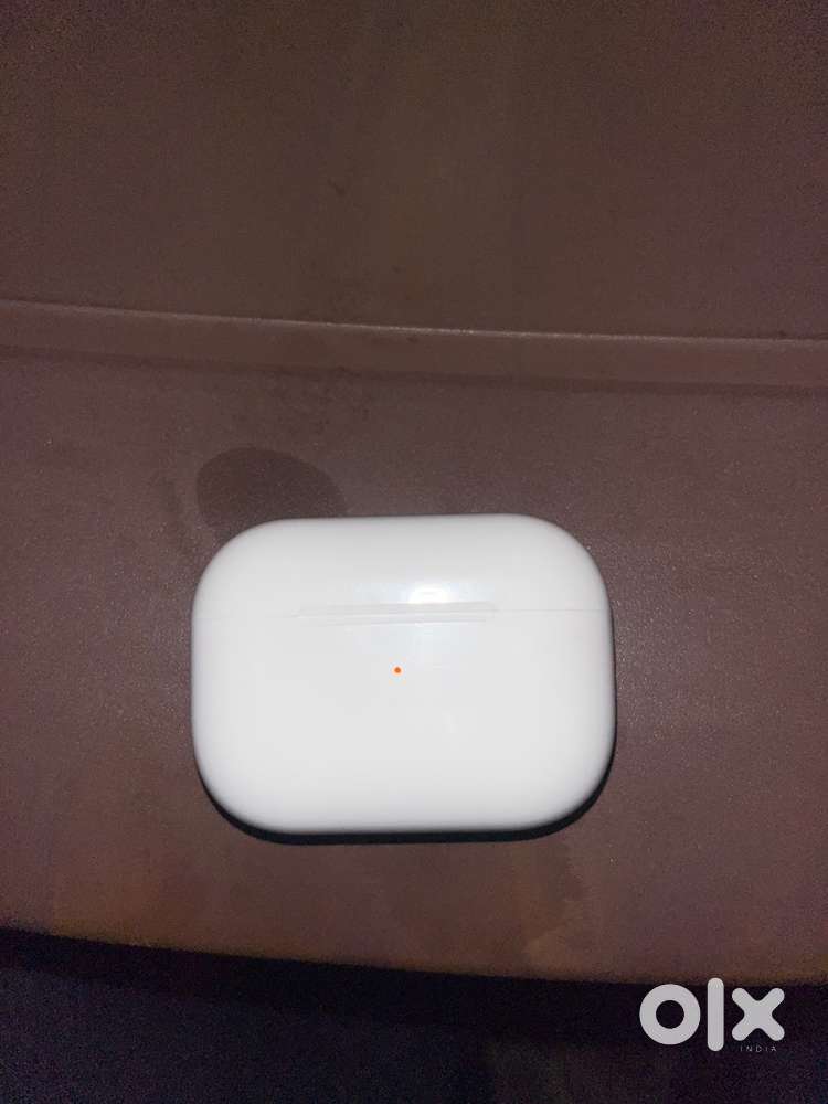 Airpods pro 2nd gen original next to new condition