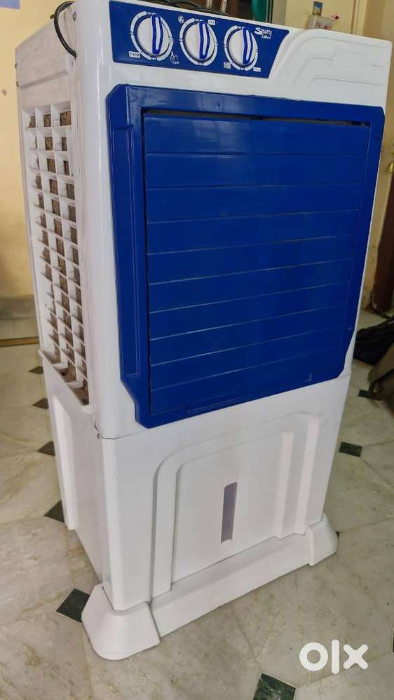 Three Pad Cooler with plastic body 35 Ltr