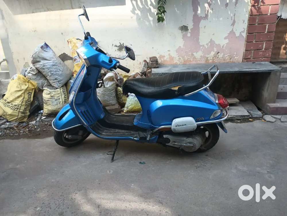 Vespa XL150 in Top Condition - Don't Miss This Deal!