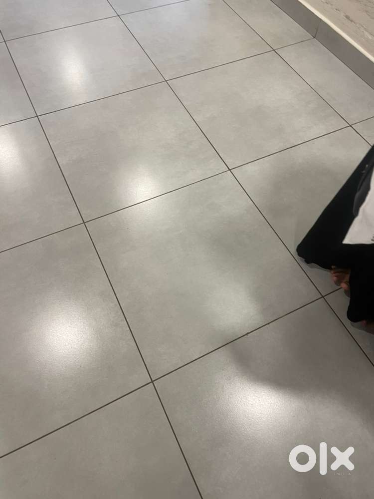 പാർട്ടി ഹാൾ 7500 sqft