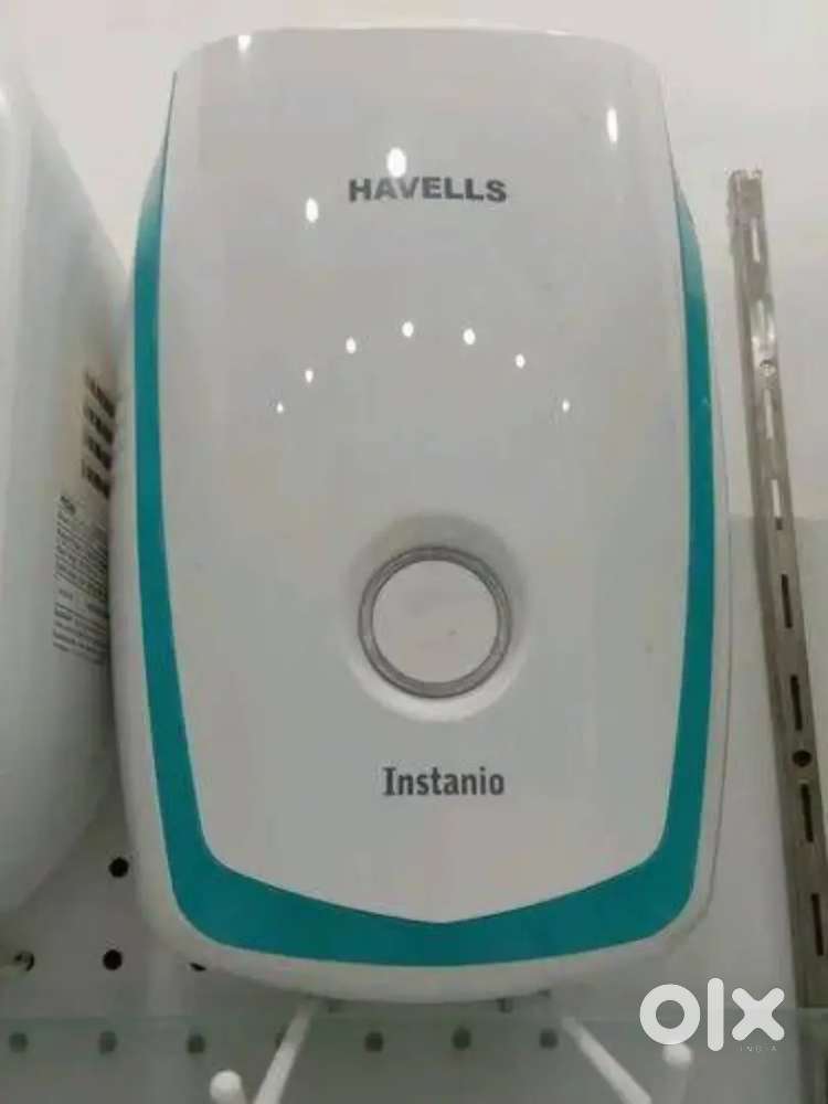 Bajaj Havells Crompton All brand available and Delivery fitting free