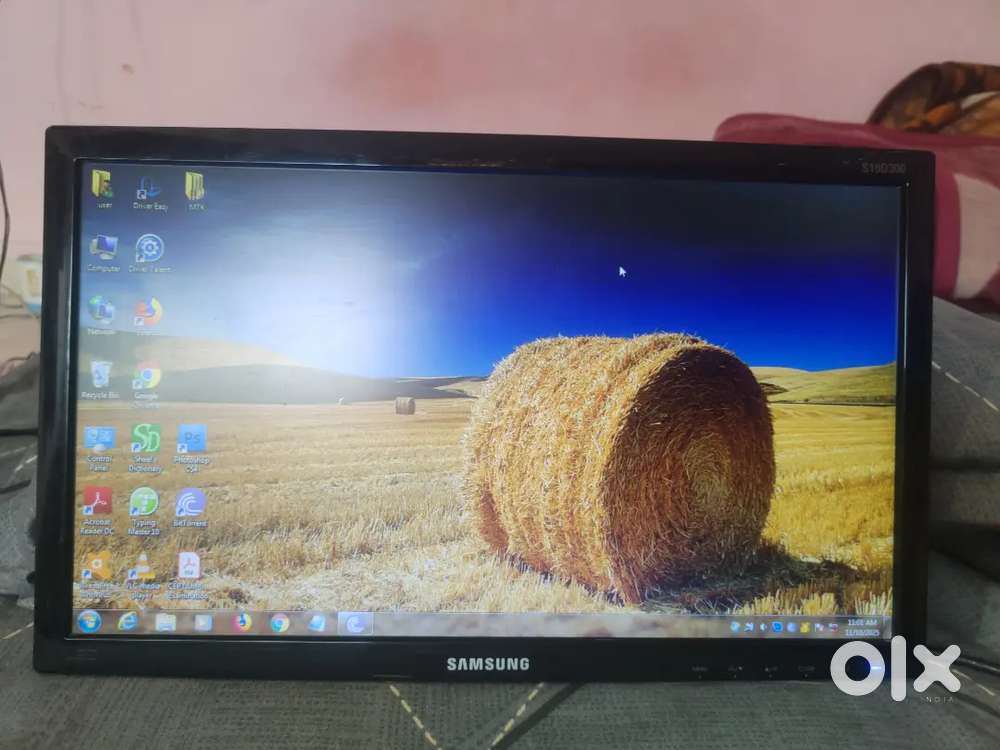 Desktop pc. Intel core processor. 500gb hardisk. Working condition.