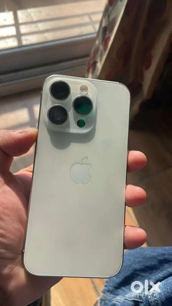 Get iphone 15pro  128gb selling in genuine price