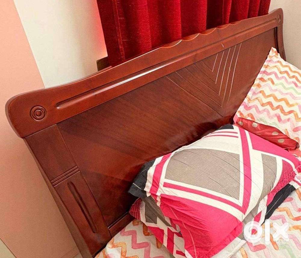 King Size Cot