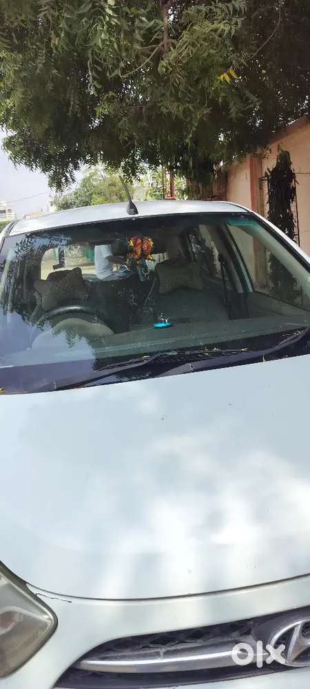 Hyundai i10 2011 CNG & Hybrids Good Condition