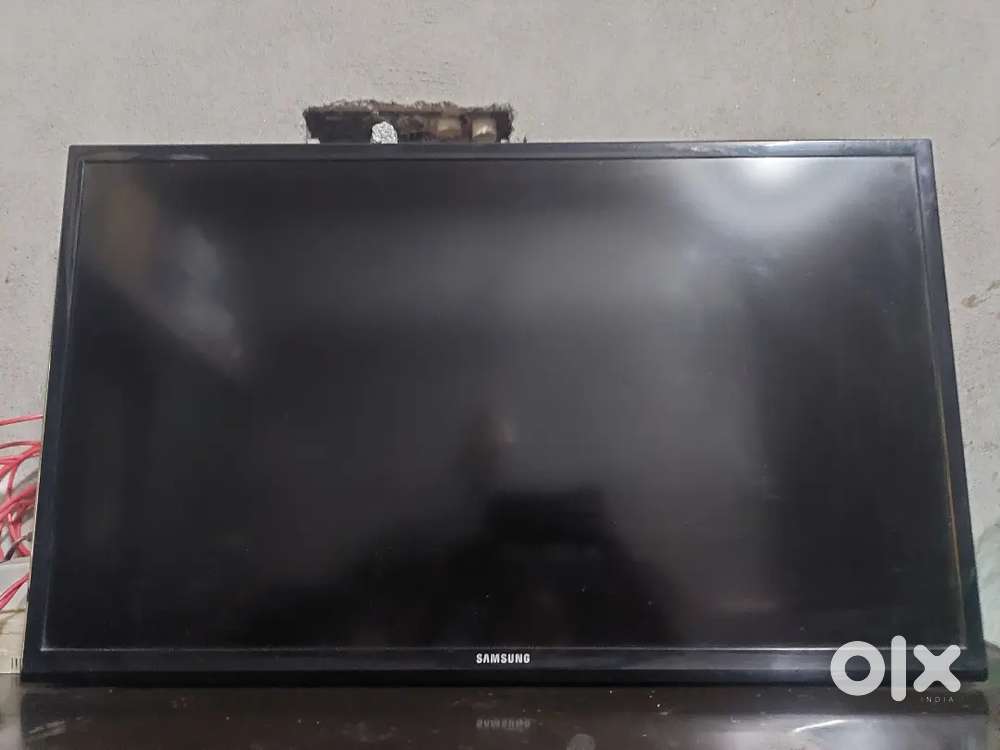 Samsung 32inch led with Amazon fire stick