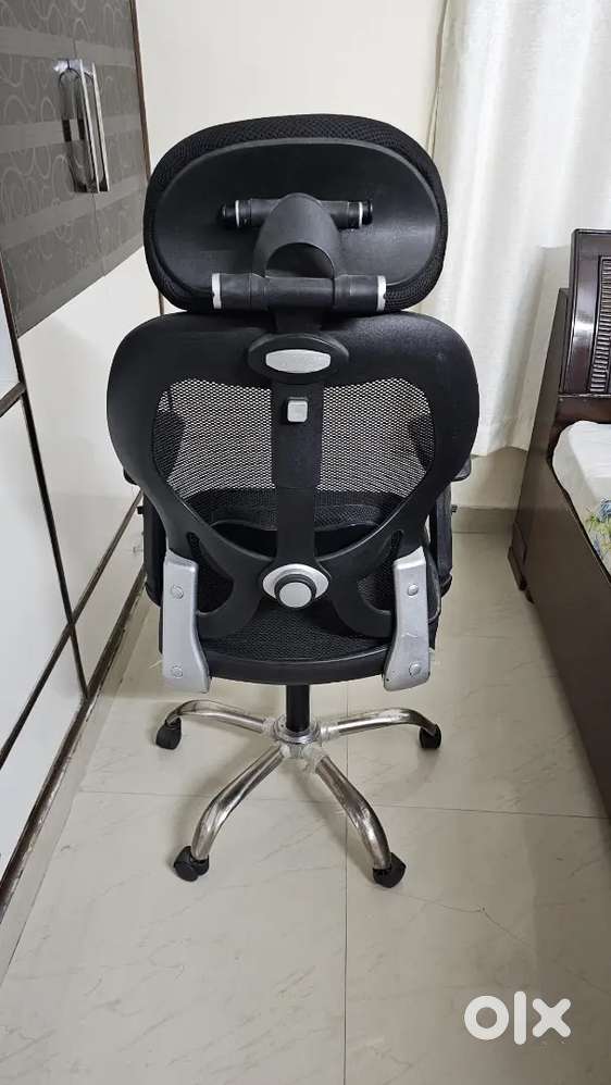 Computer chair