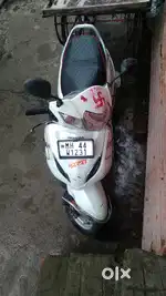 Scooty for sale.