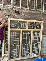 Window set 5 plus glass wale pe hai 75053️04297